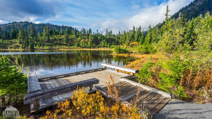 Photo from the Picture Lake Trail, taken in autumn, North Cascades Region, Mt. Baker Area