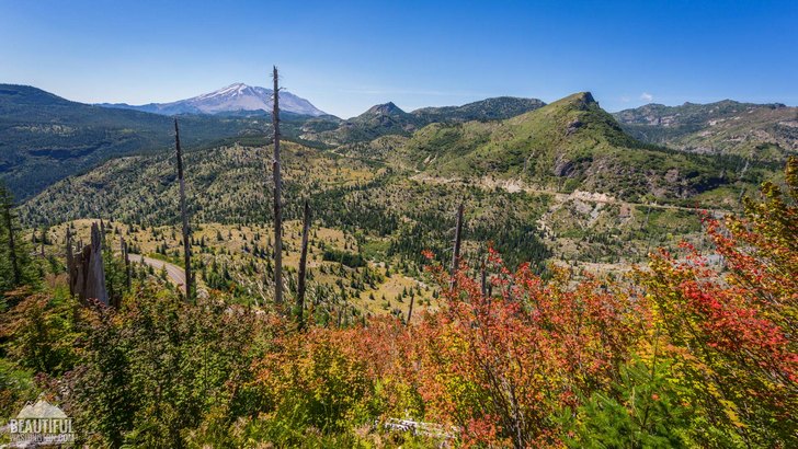 Photo taken from the trail, leading to Strawberry Mountain Lookout Site, Mount St. Helens National Monument, South Cascades